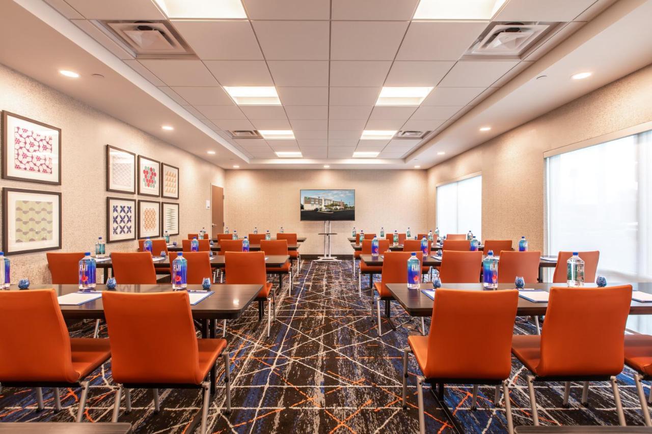 Holiday Inn Express & Suites Greenville S - Piedmont By Ihg Εξωτερικό φωτογραφία